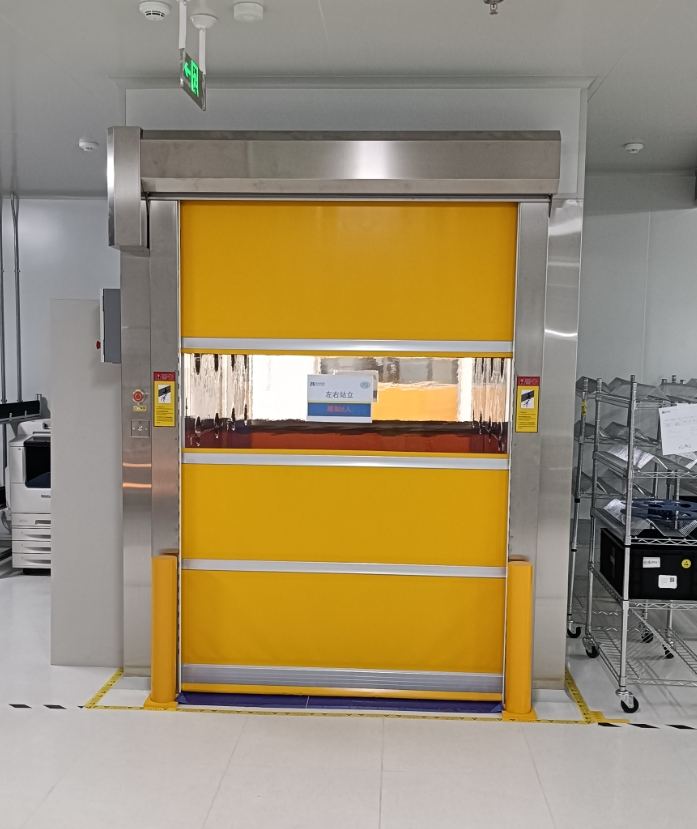 天津經(jīng)緯恒潤(rùn)科技風(fēng)淋室安裝完畢